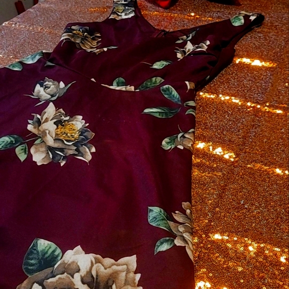 Large Flower Spring Dress - Picture 2 of 2